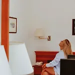 Ramapendula Hotel
