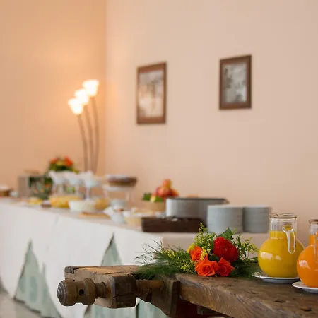 酒店 拉玛朋杜拉酒店 4*